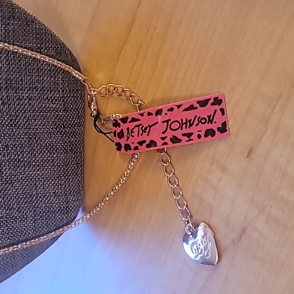 Betsey Johnson Stone Embellished Bear With Bow Necklace - Picture 4 of 5